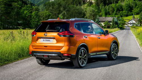 Nowy_Nissan_X_Trail_tył